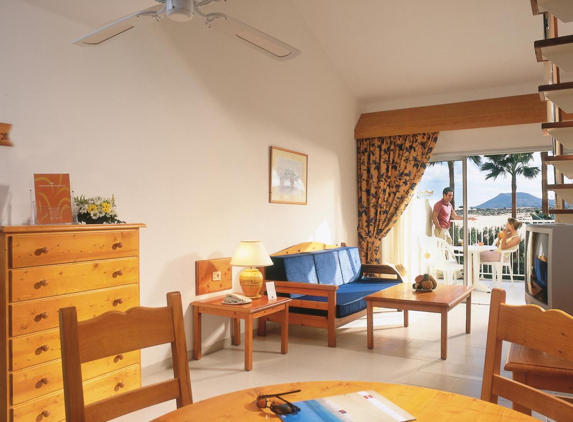 Family Room - Annex,1744075816:JPEG